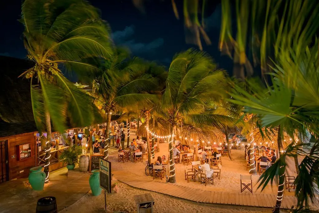 Lionsdive Beach Resort Curacao