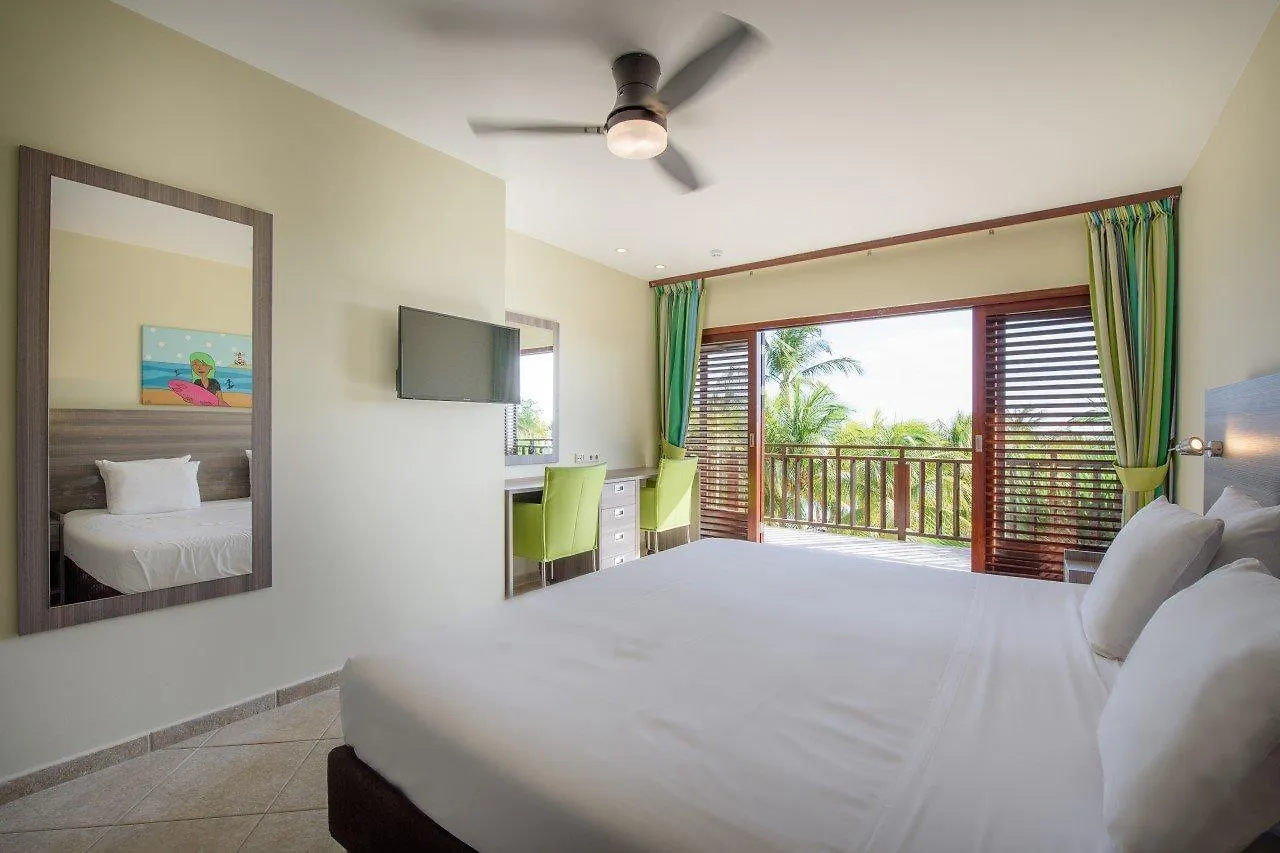 Lionsdive Beach Resort Curacao