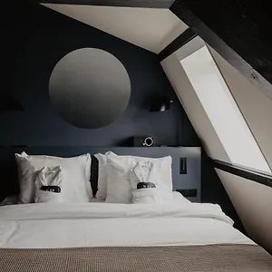 Hotel The Nox