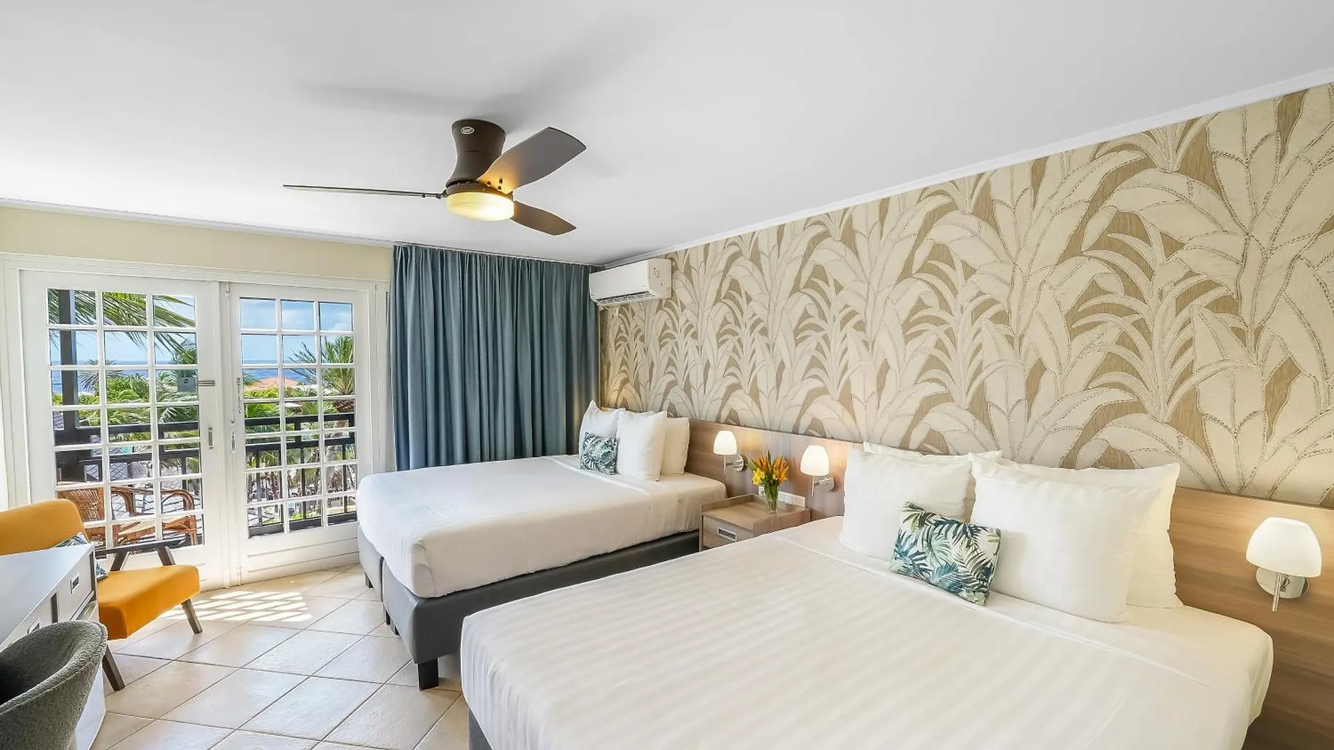 Lionsdive Beach Resort Curacao